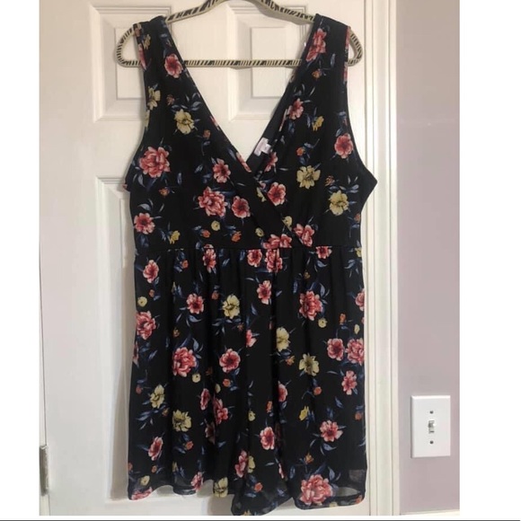Romper - Picture 1 of 1